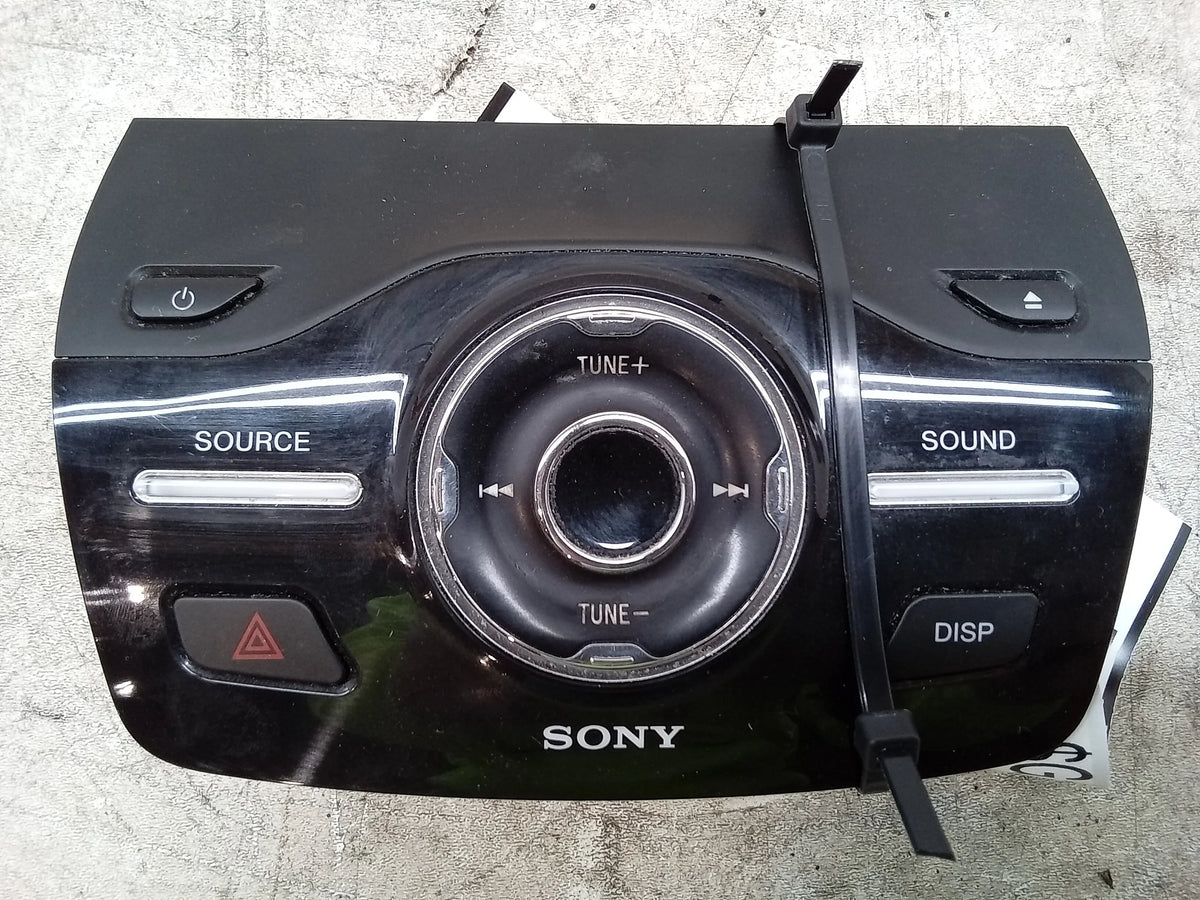 Pre-Owned 18 Ford Escape Sony Radio Control Panel OEM (Good)